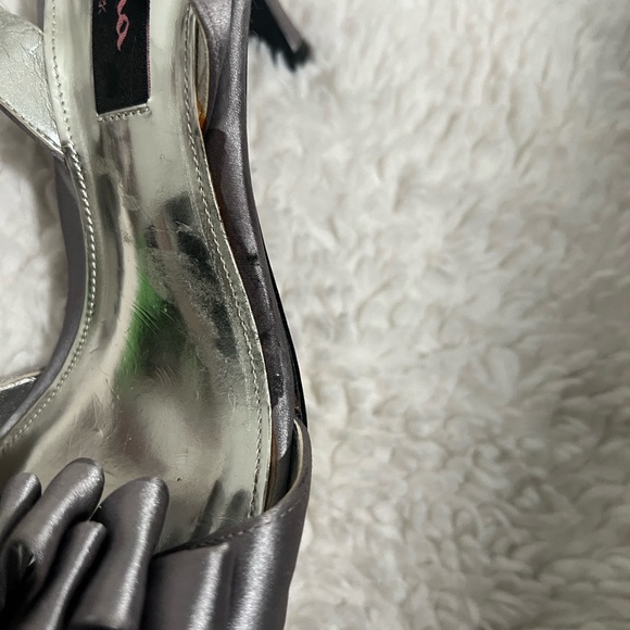 Nina Women's Silver Heels with Ruffle Detail - Picture 5 of 5